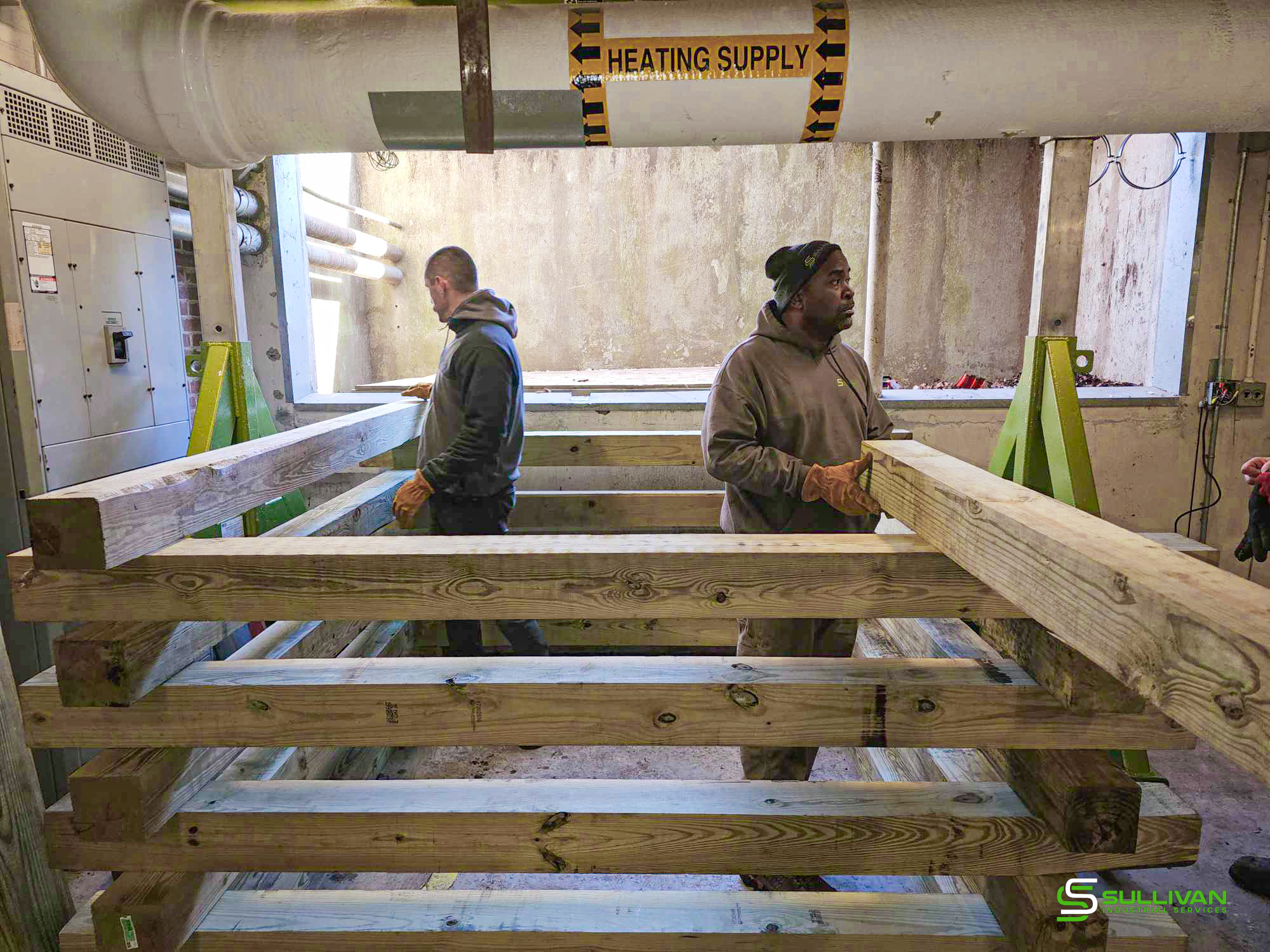 Sullivan Industrial using an LGH 2T aluminum gantry to install a new boiler.