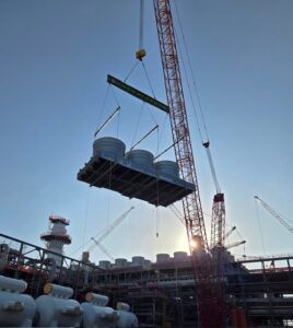 lifting beam and crane heavy duty lift LGH rental equipment on job site